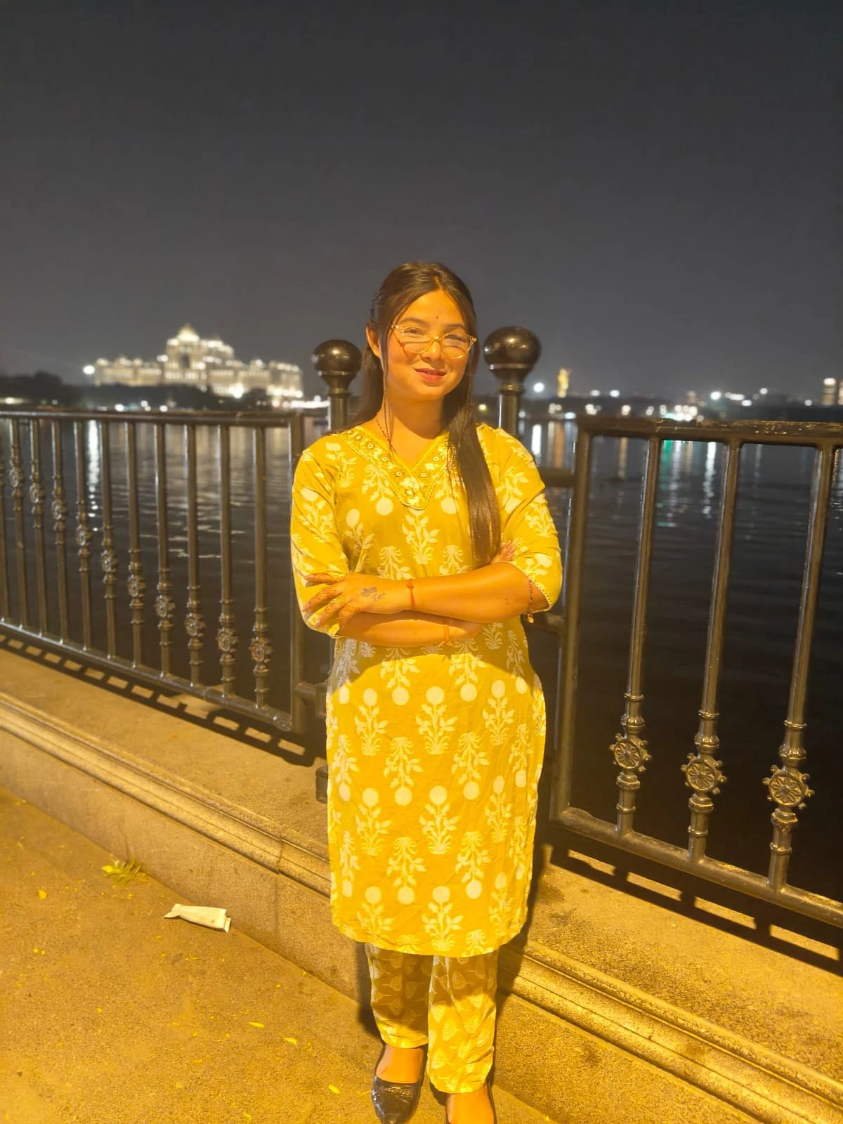 Sony Singh – Indian escort in Bangalore — 4 / 5