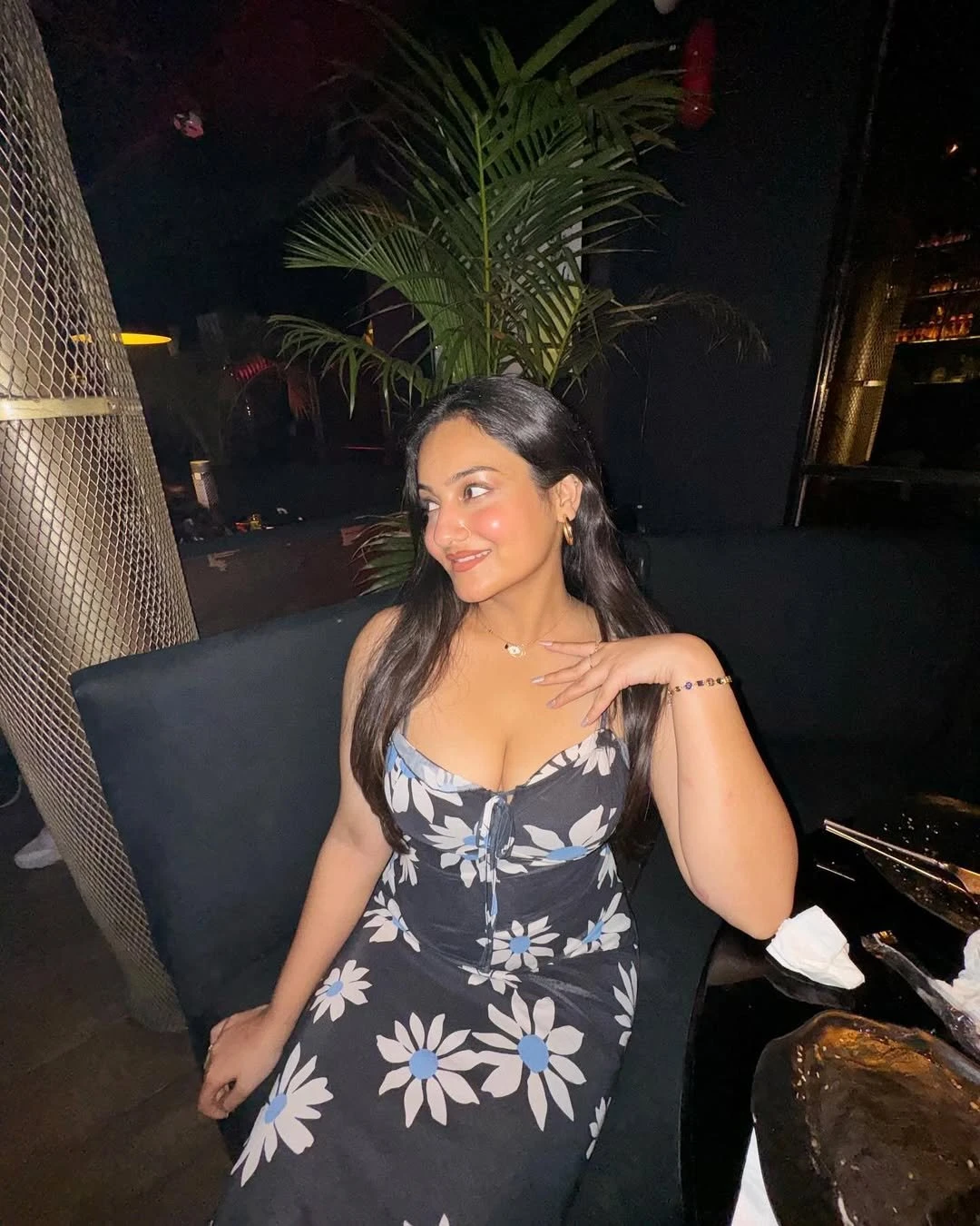 Pranita – Indian escort in Chennai — 1 / 3