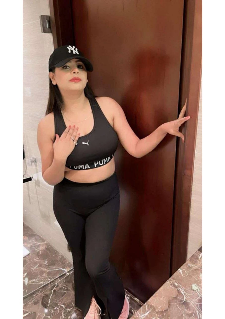 Sonal Keer – Indian escort in Bangalore — 3 / 4