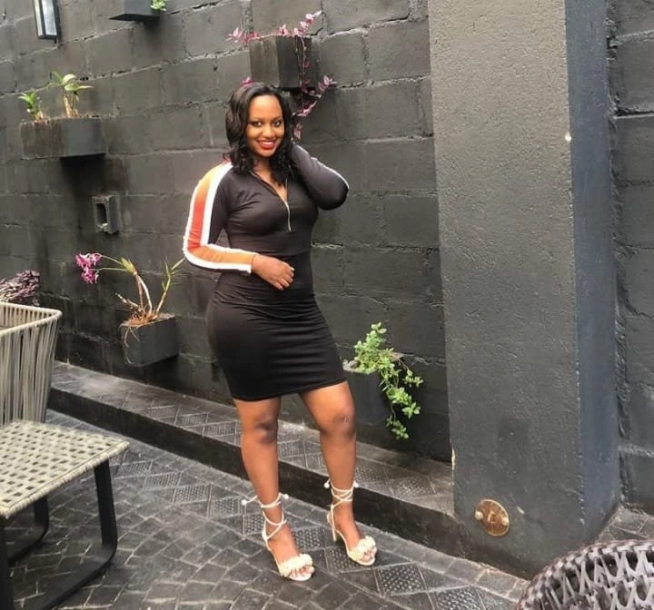 Alice – South African escort in Chandigarh — 2 / 3