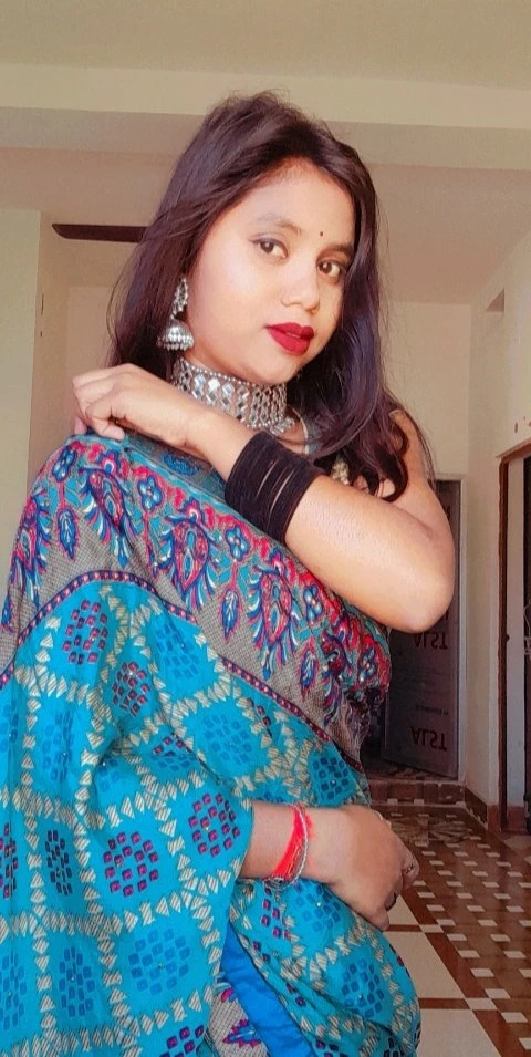 Tanisha – Indian escort in Bangalore — 2 / 3