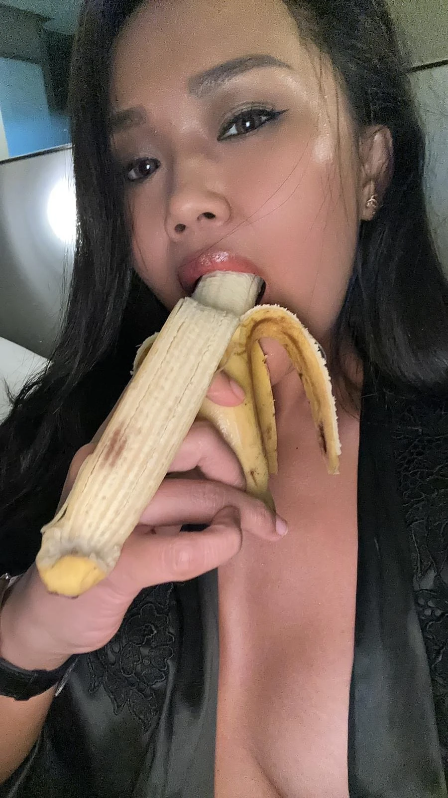 Vie ( Independent) – Indonesian escort in Hong Kong — 2 / 7