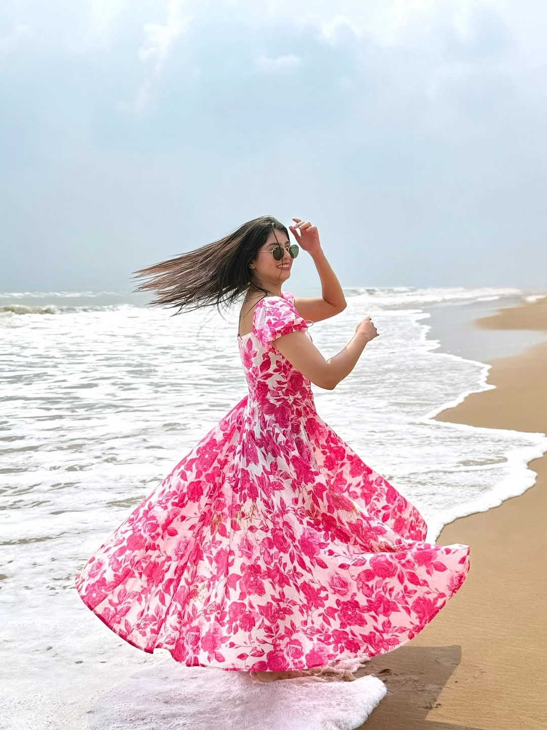 Anushka – Indian escort in Candolim, Goa — 2 / 4
