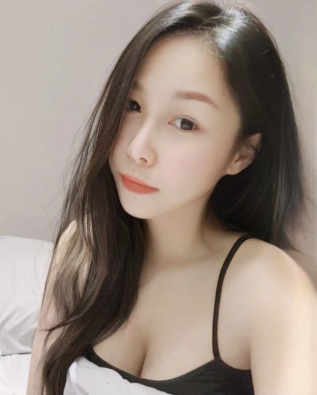 Pita – Thai escort in Hong Kong — 3 / 6