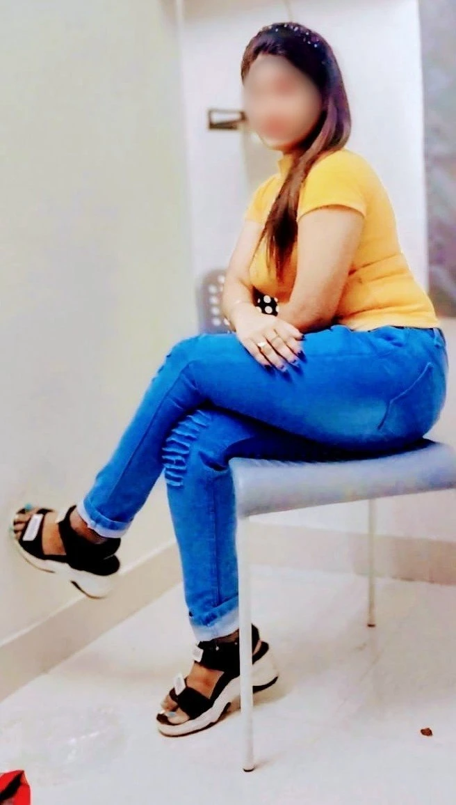 RICHA (( CAM & REAL SESSION )), escort – Indian escort in Bangalore — 3 / 4