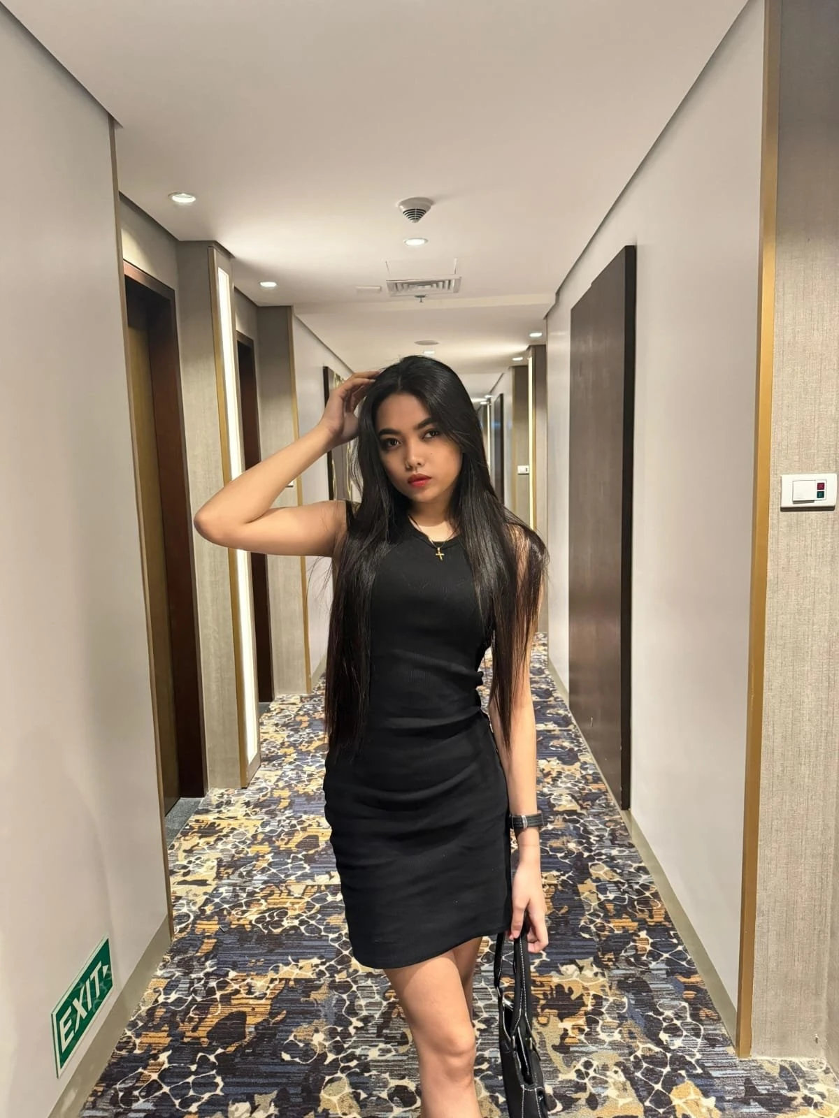 Sam – escort in Hong Kong — 3 / 8