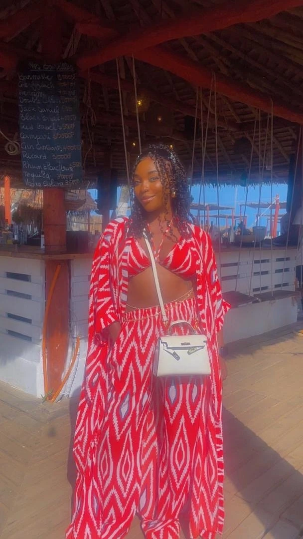 Lulu – Nigerian escort in Cotonou — 4 / 6