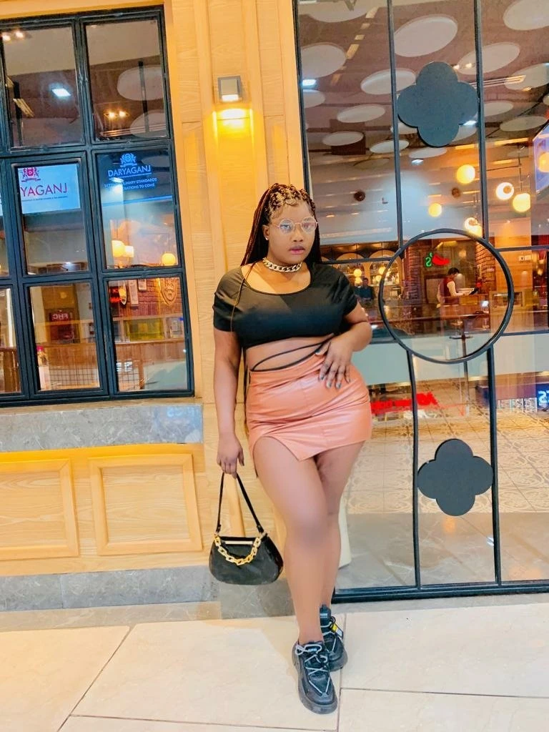 African Thick Girl +91//708//597//6471 – escort in Chandigarh — 4 / 5