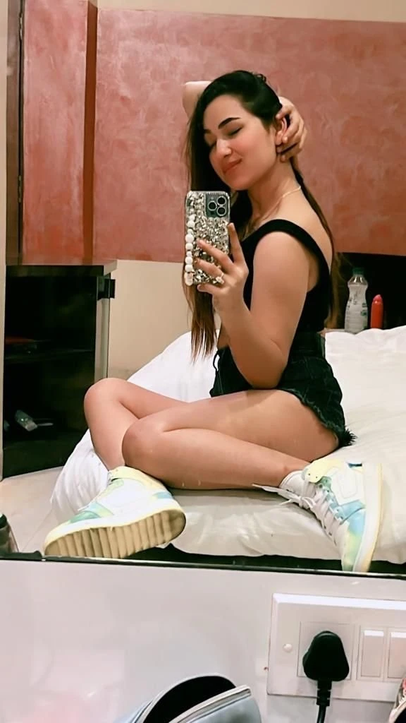Independent Garima Is Back for Meet Cash – Indian escort in Chennai — 5 / 6