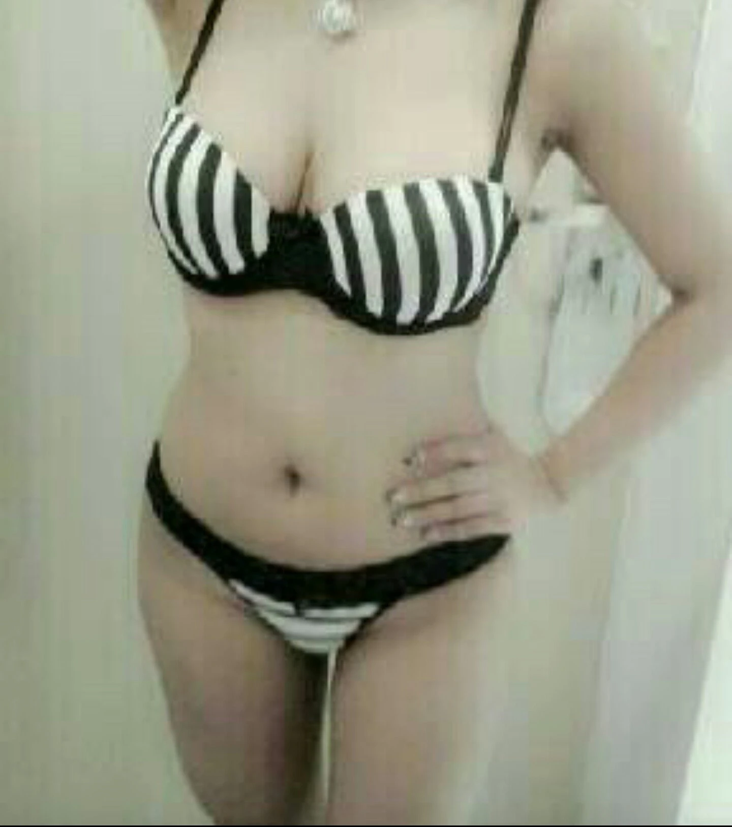 Lucianasari – Indonesian escort in Hong Kong — 6 / 7