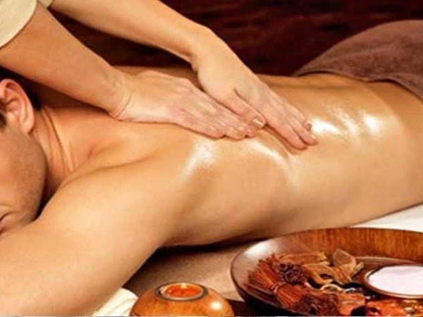 Style Icon Spa – Indian masseuse in Bangalore — 2 / 3