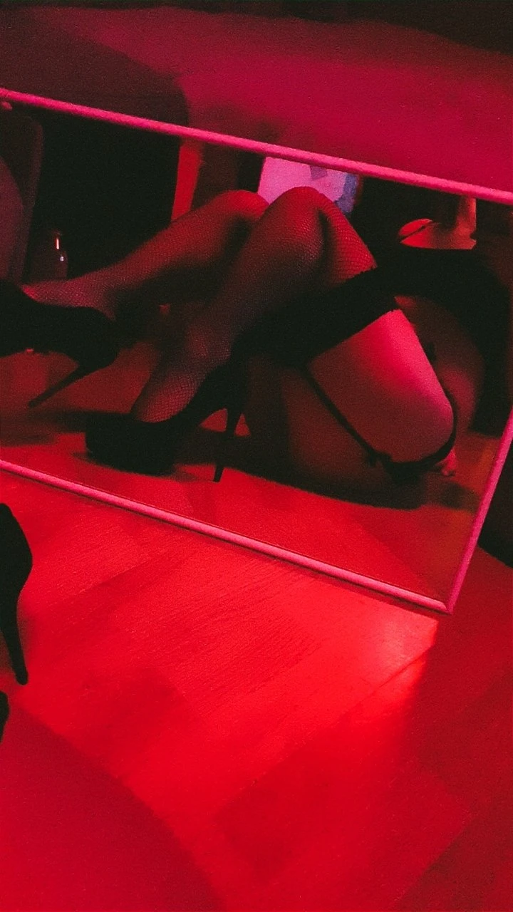 Kethrinn – Hungarian dominatrix in Budapest — 2 / 19