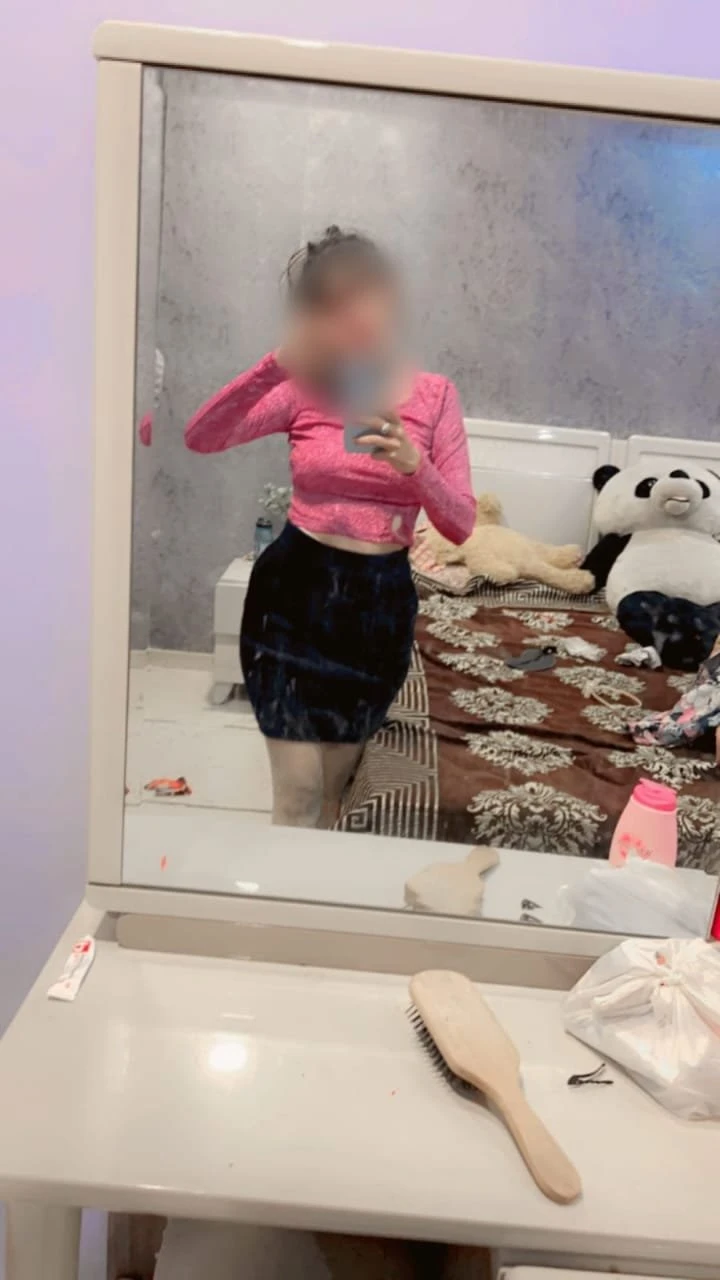 Nandani – Indian escort in Ahmedabad — 4 / 5