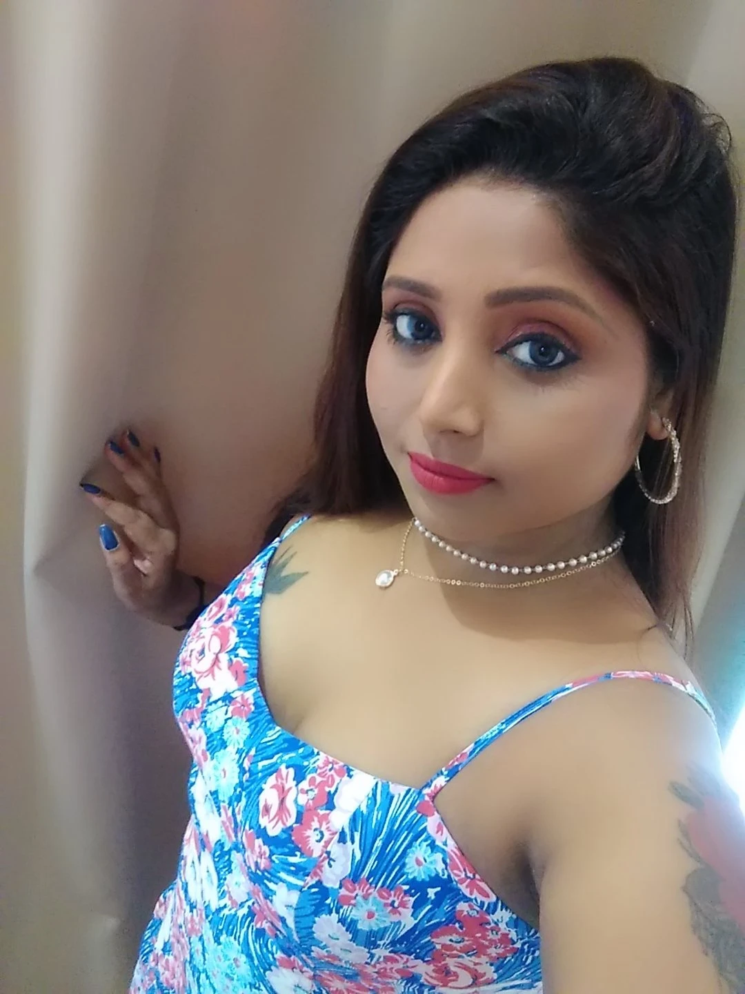 AmazinglyBeautiful&Sensuous Radhikaa@BLR – Indian escort in Bangalore — 3 / 9