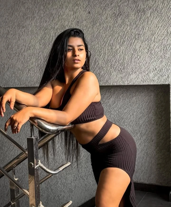Yashika vip Call Girl Sex in Gangtok – Indian escort in Gangtok — 3 / 4