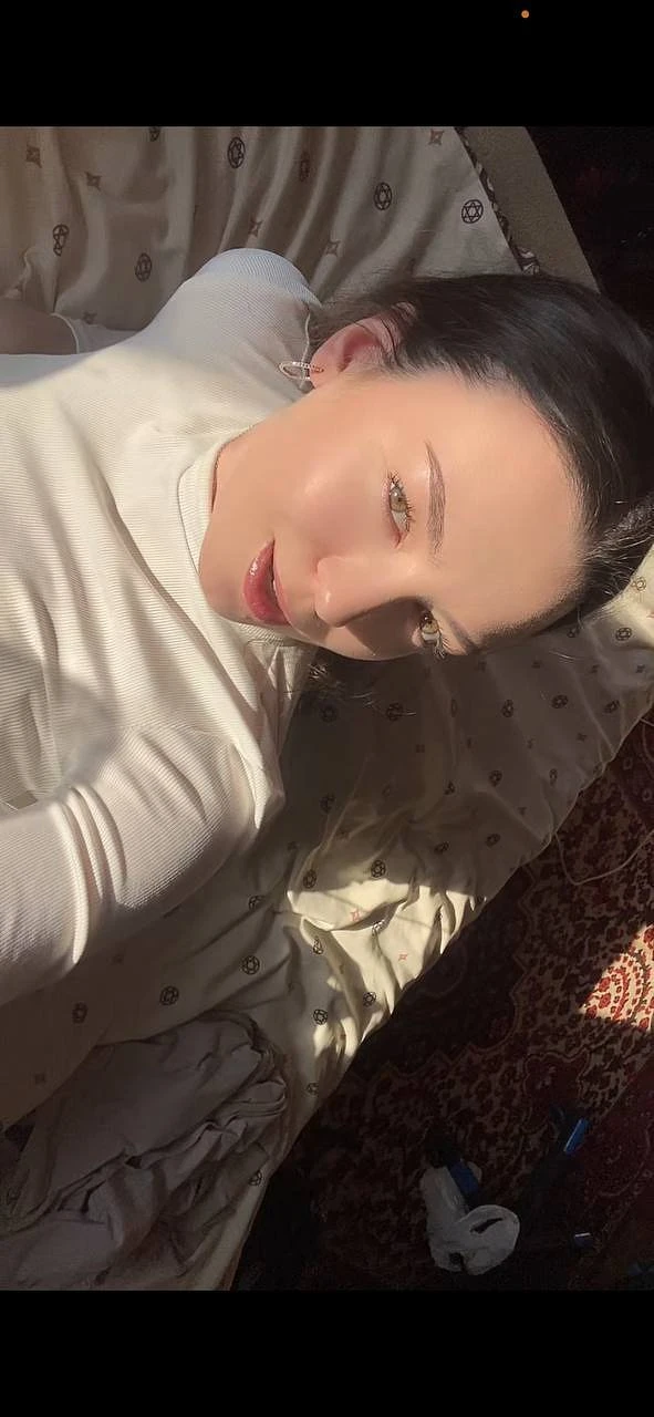 Varia Sphincter Star – Russian escort in Hong Kong — 3 / 6