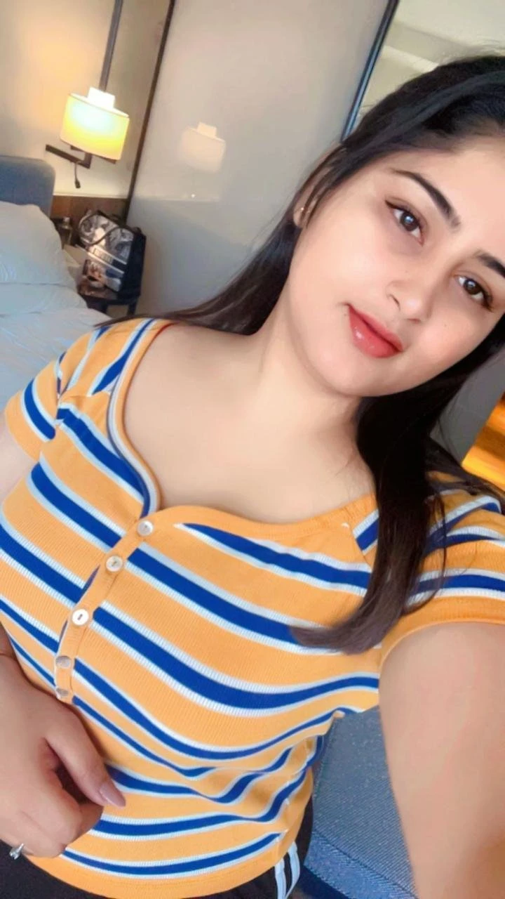 Aditi Escort – Indian escort in Candolim, Goa — 3 / 7