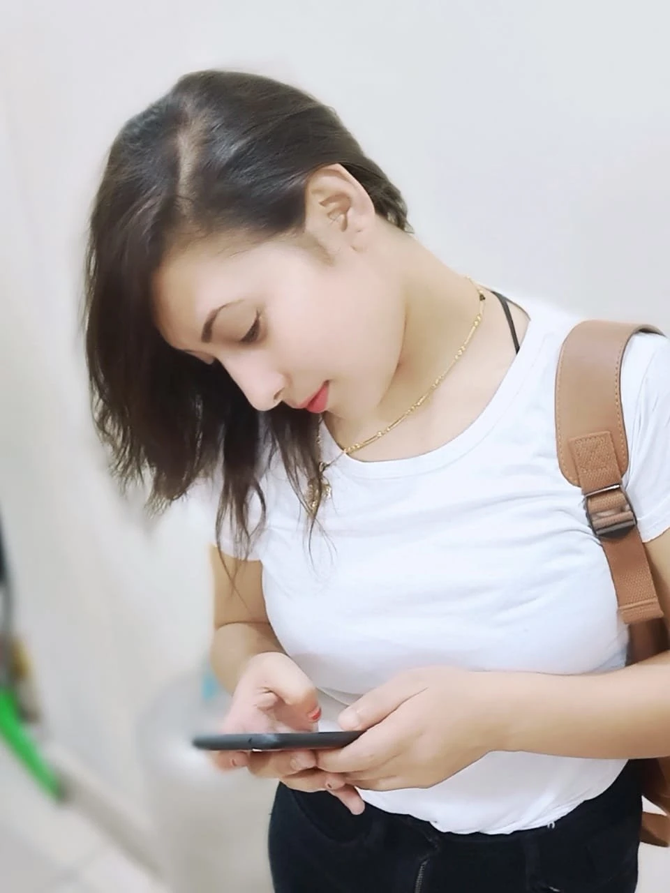 Sophia Only for Webcam – Indian escort in Bangalore — 4 / 5