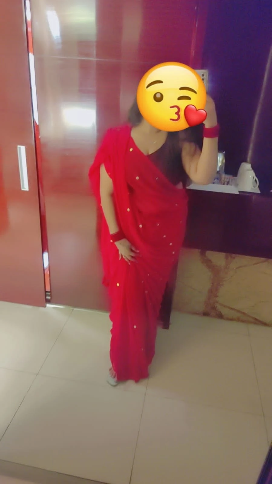 Kavya – Indian escort in Ahmedabad — 3 / 4