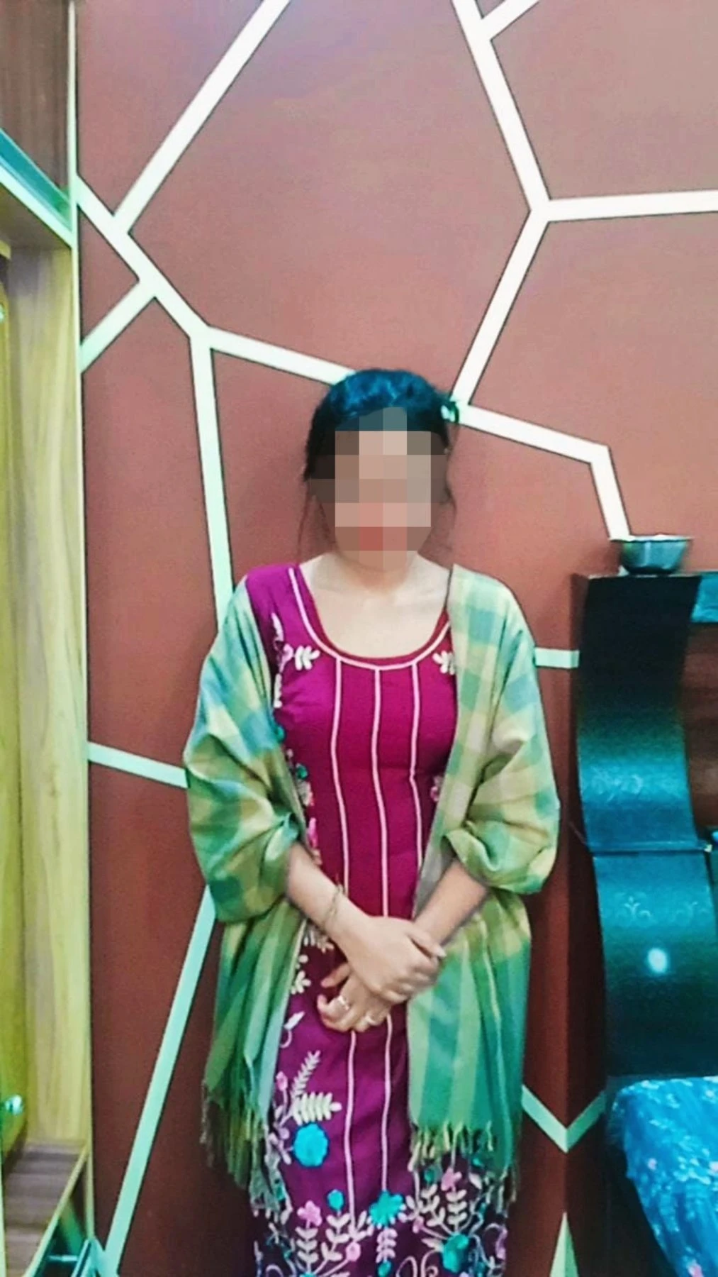 Disha Escort Hand to Hand Payment – Indian escort in Chandigarh — 2 / 3