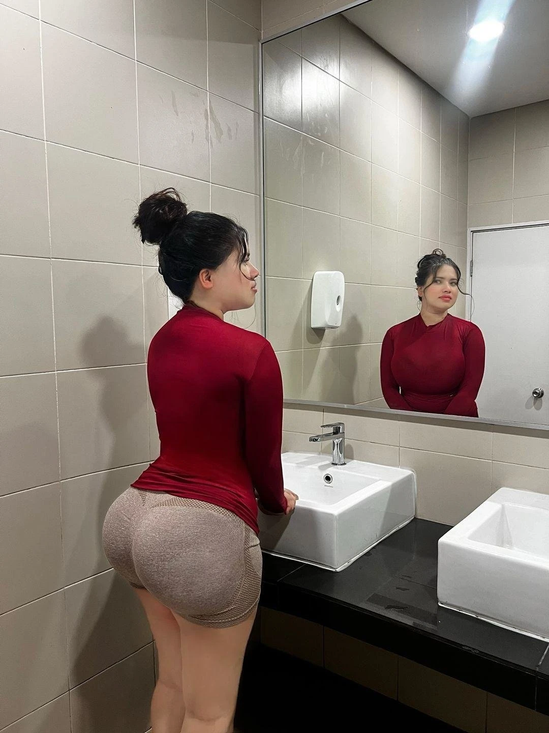NO ADVANCE - Direct Pay To Girl In Hotel – Indian escort in Gurgaon — 2 / 4