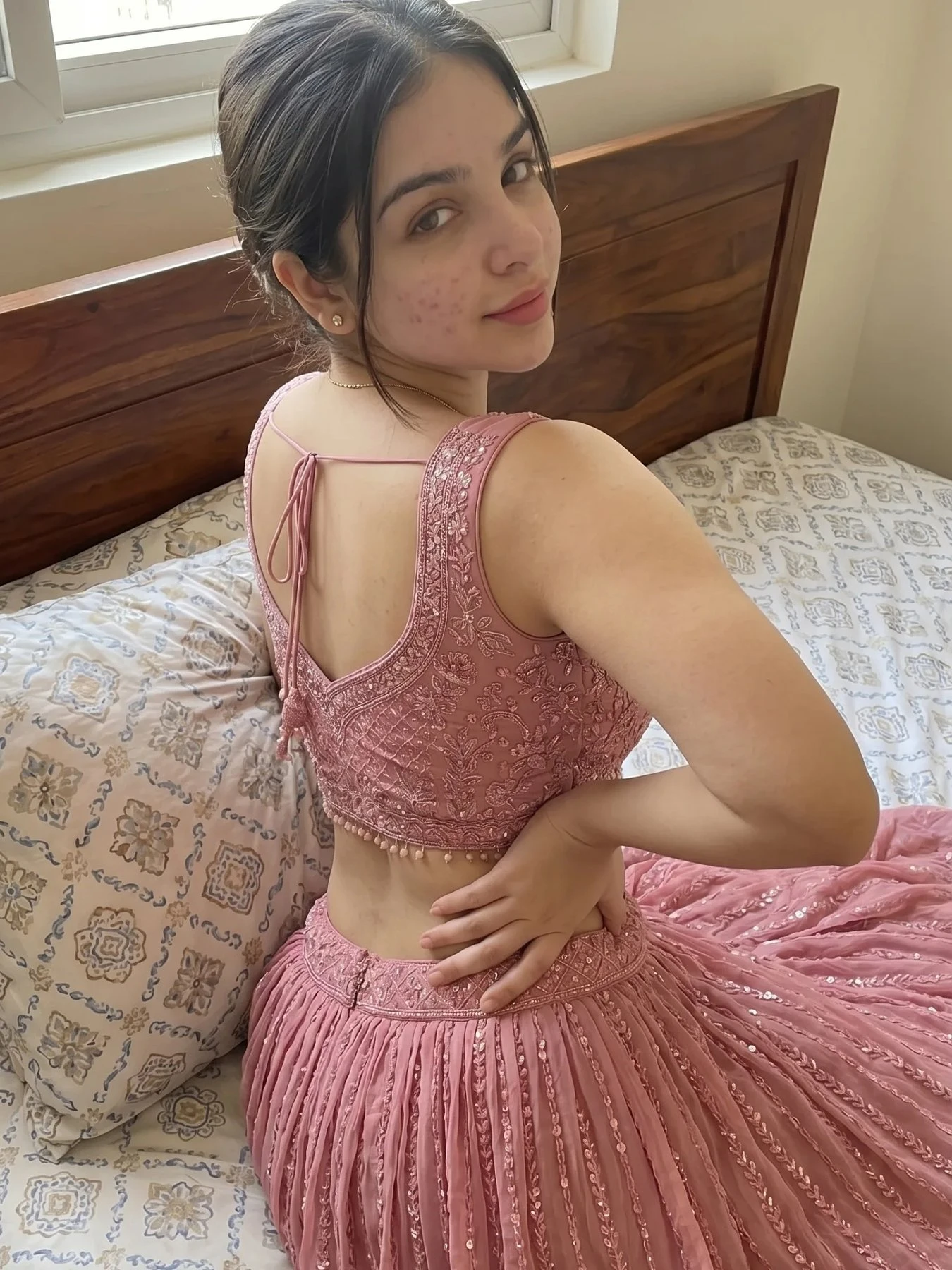 Amisha Sexy Girl Who Will Treat You to M – Bahraini escort in Ahmedabad — 4 / 5