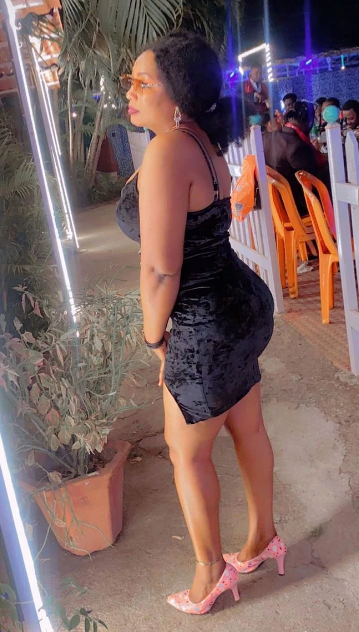 Tutu 1 – Kenyan escort in Gurgaon — 3 / 5
