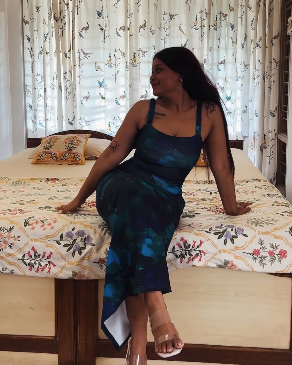 Ankita – Indian escort in Ahmedabad — 2 / 3