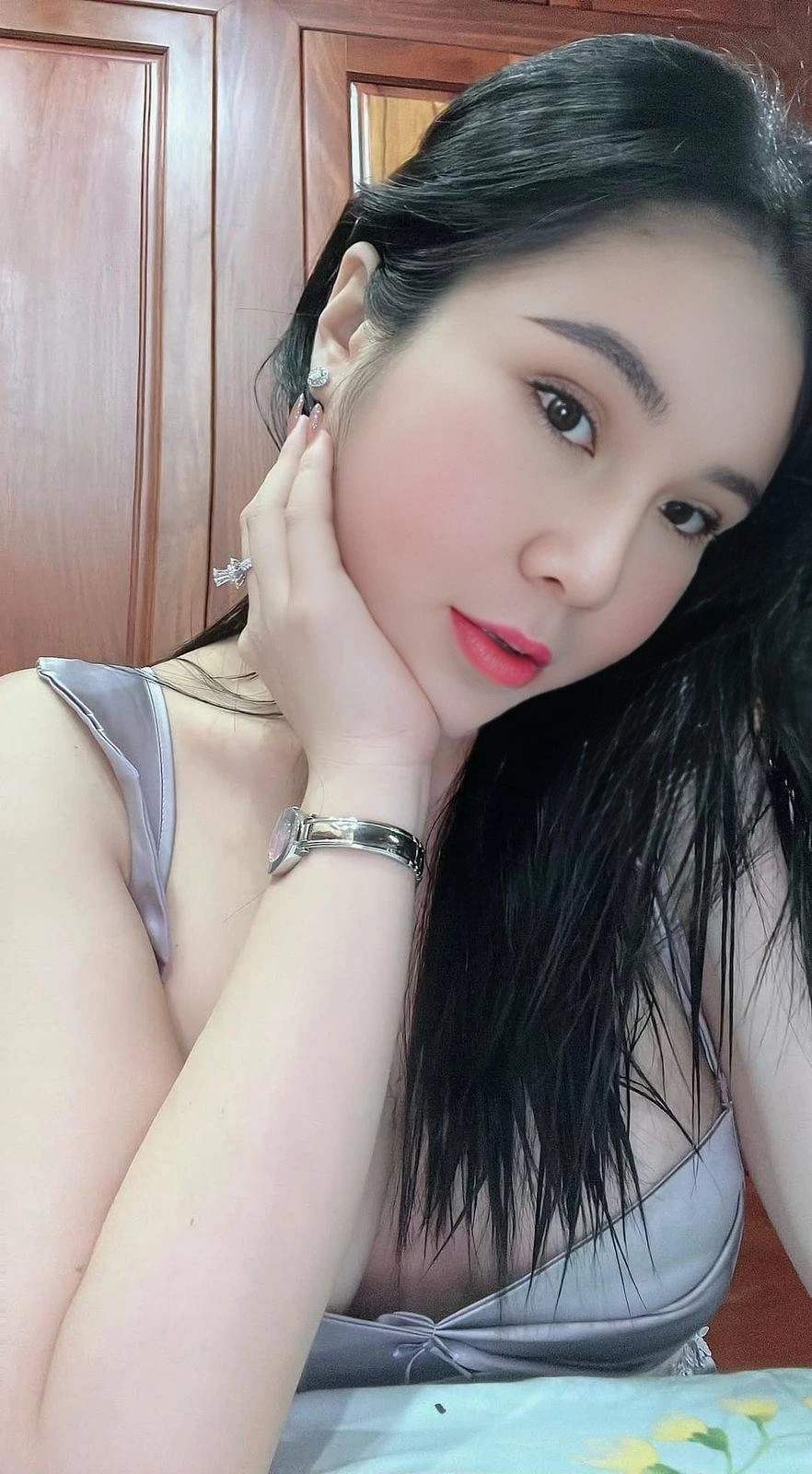 Nilan the new girl – South Korean escort in Bangalore — 3 / 5