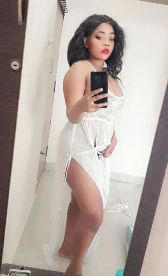 Bubbly Round Ass and Nice Boobs Cathy – escort in Bangalore — 6 / 7