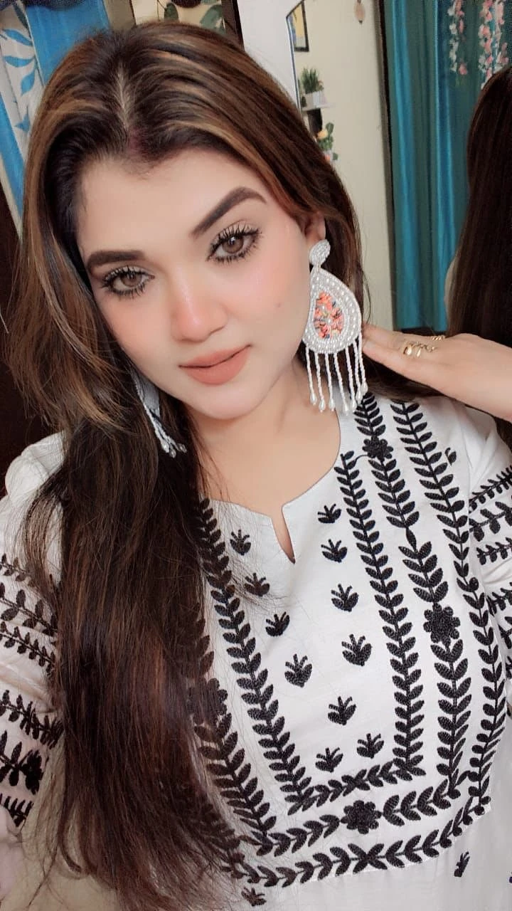 Tripti Sharma – Indian escort in Gurgaon — 2 / 4