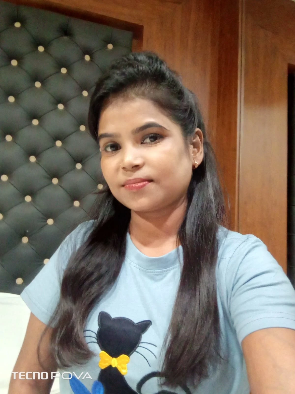 Payal – Indian escort in Candolim, Goa — 4 / 5