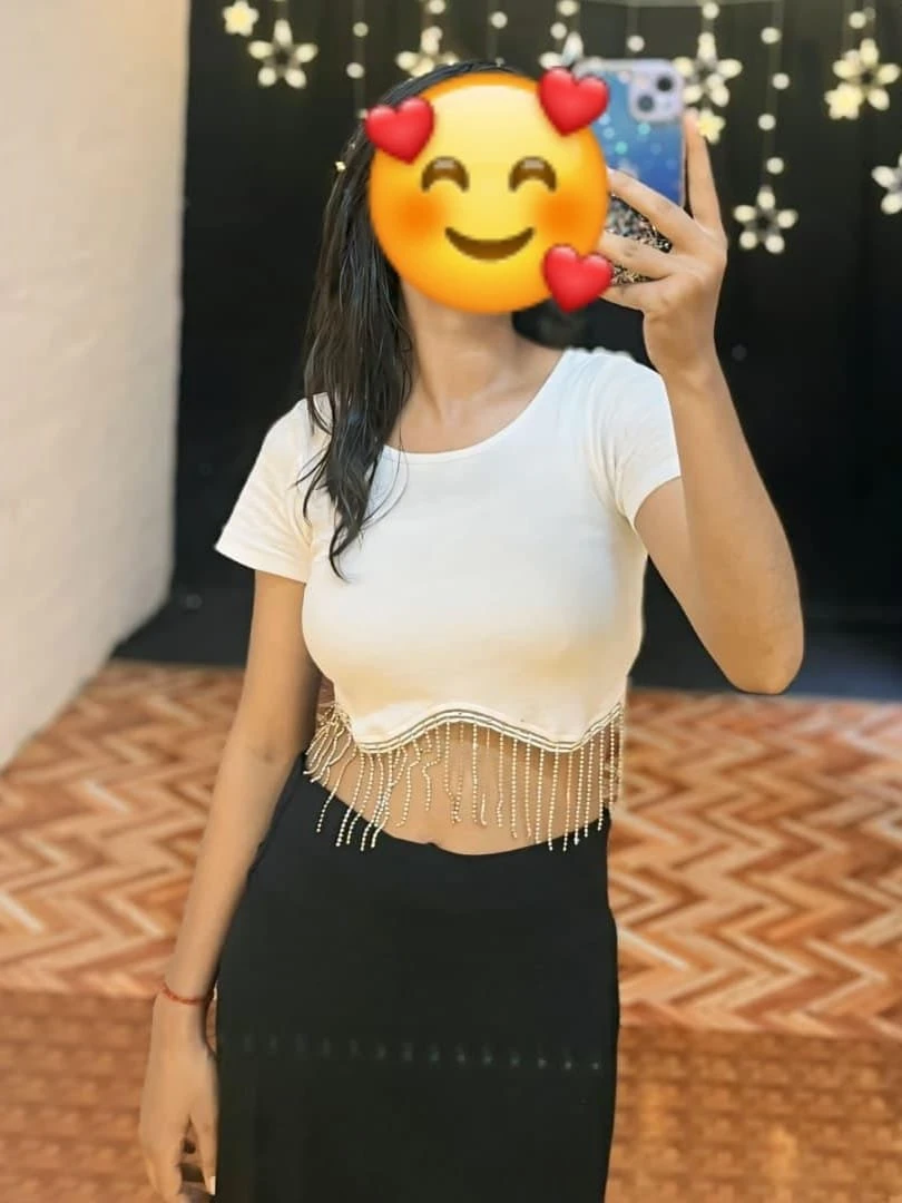 Babita – Indian escort in Bangalore — 4 / 5