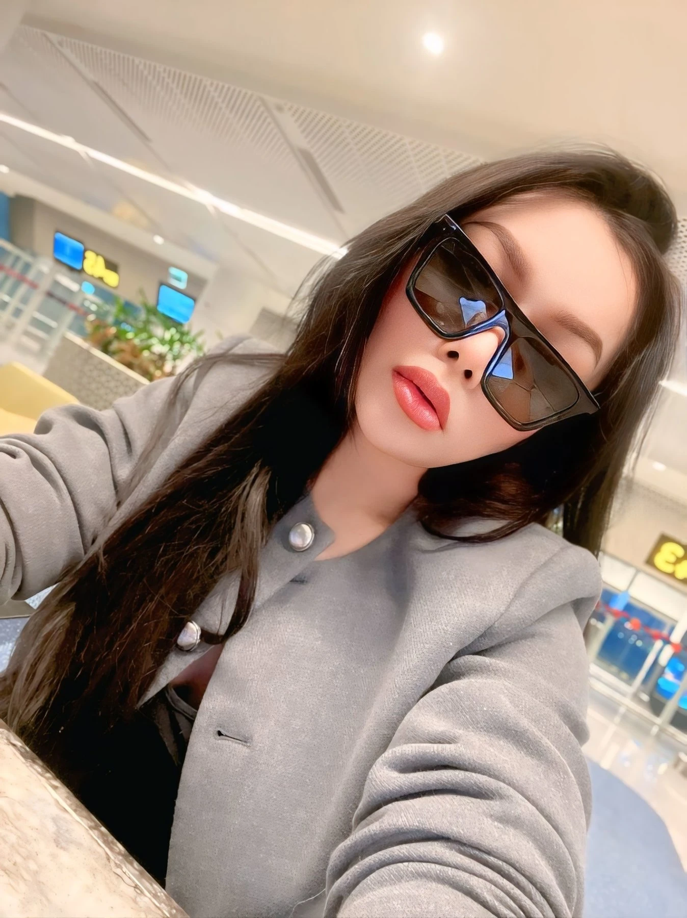 Alina independent 🦋 – Russian escort in Gurgaon — 2 / 5