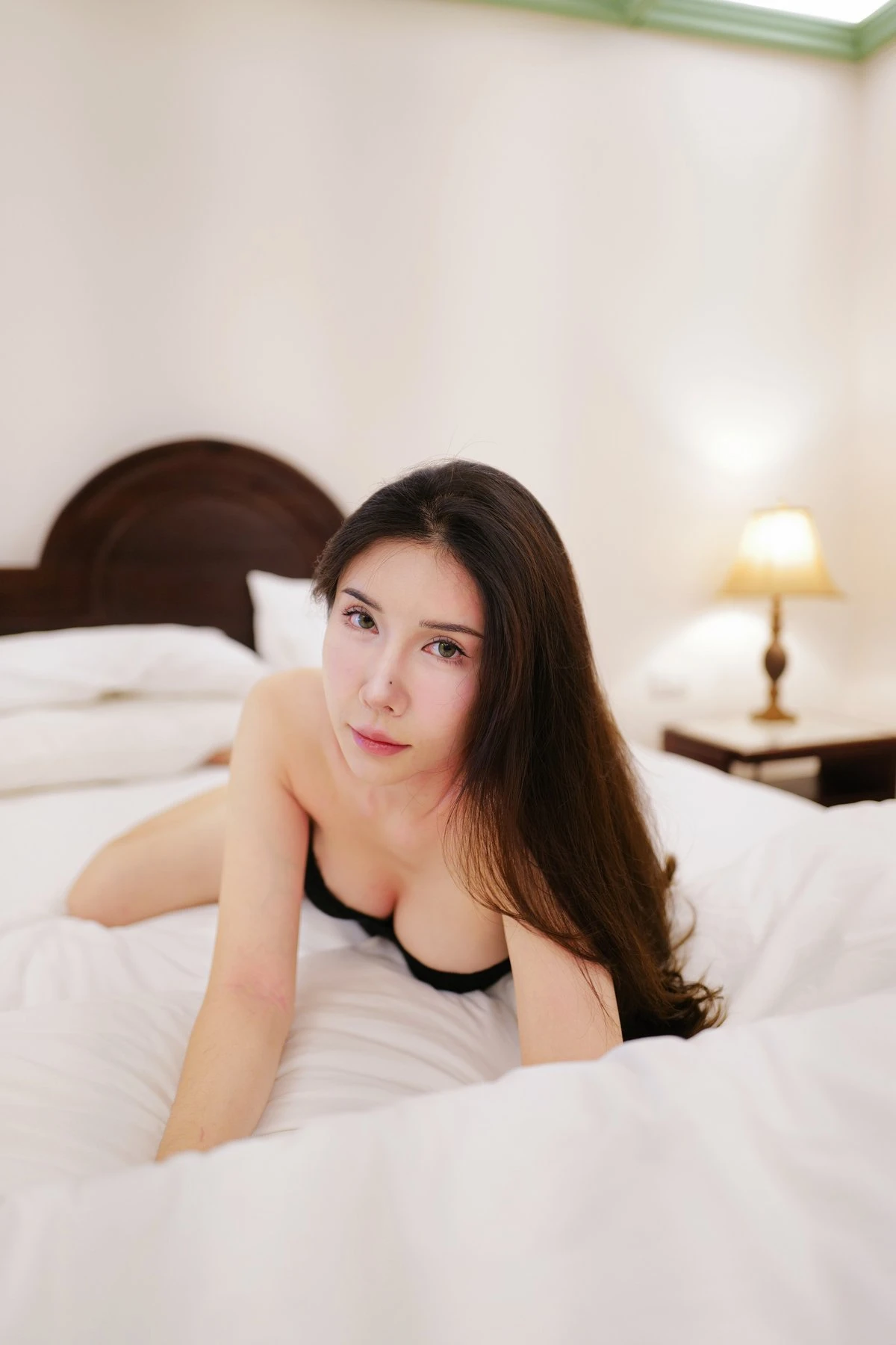 Bambi 寶貝 – escort agency in Hong Kong — 21 / 30