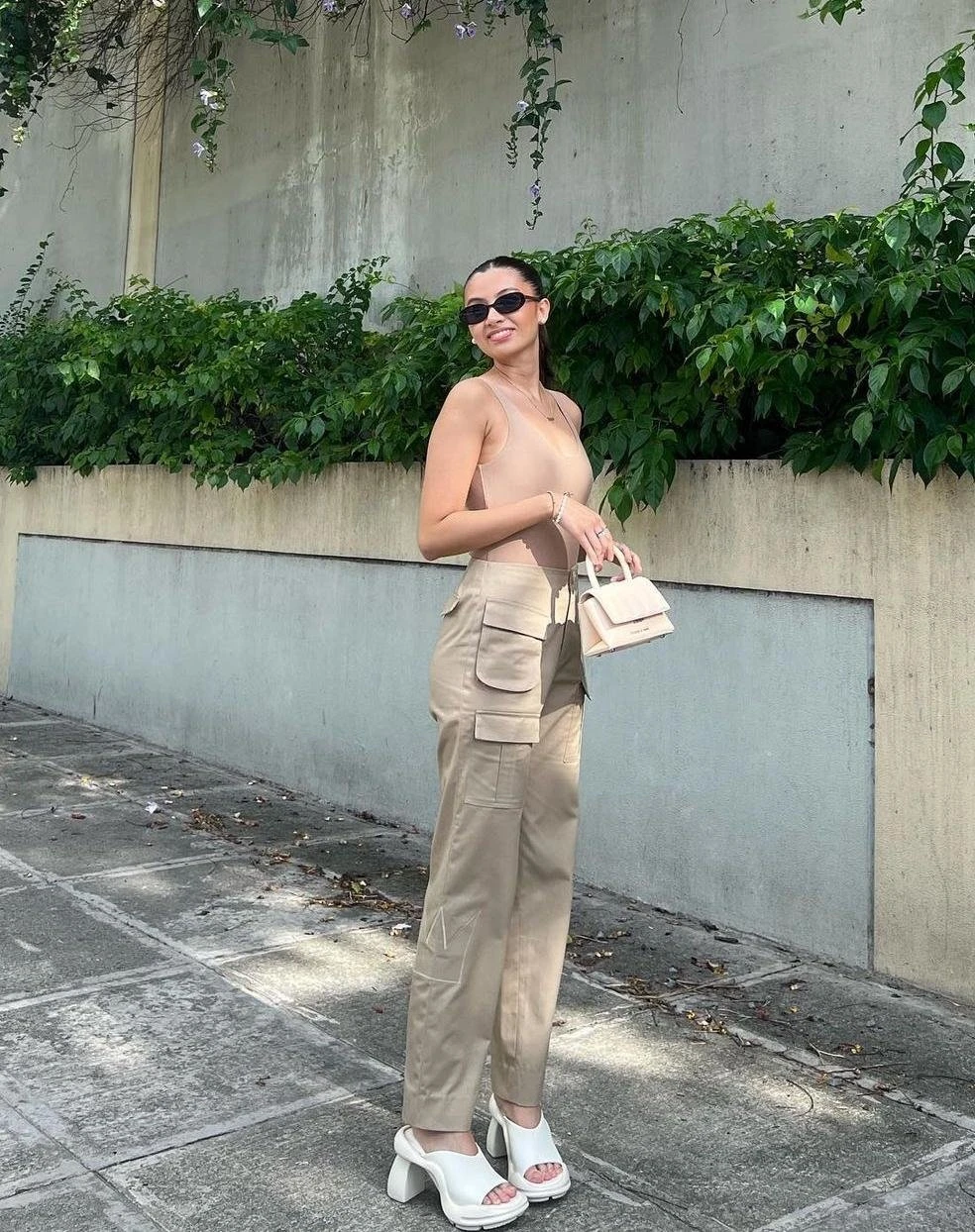 samantha – escort in Hong Kong — 7 / 8