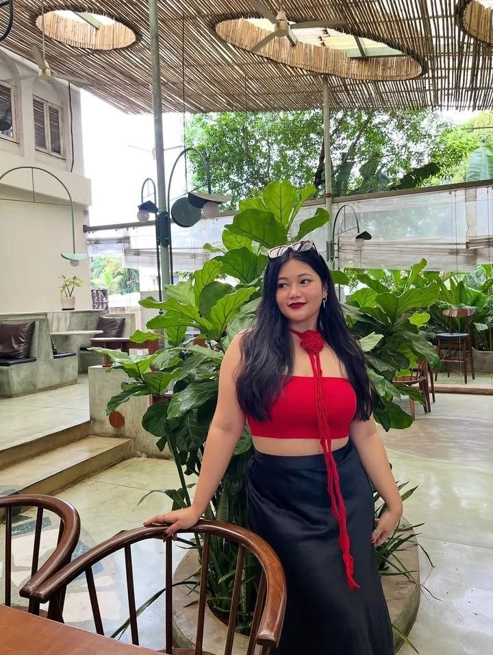 Diya – escort in Ahmedabad — 2 / 3