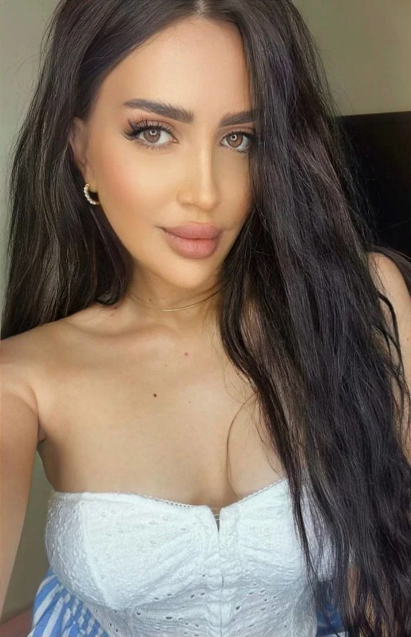 5 STAR INDIAN INDEPENDENT ESCORT SERVICE – Indian escort in Gurgaon — 2 / 4