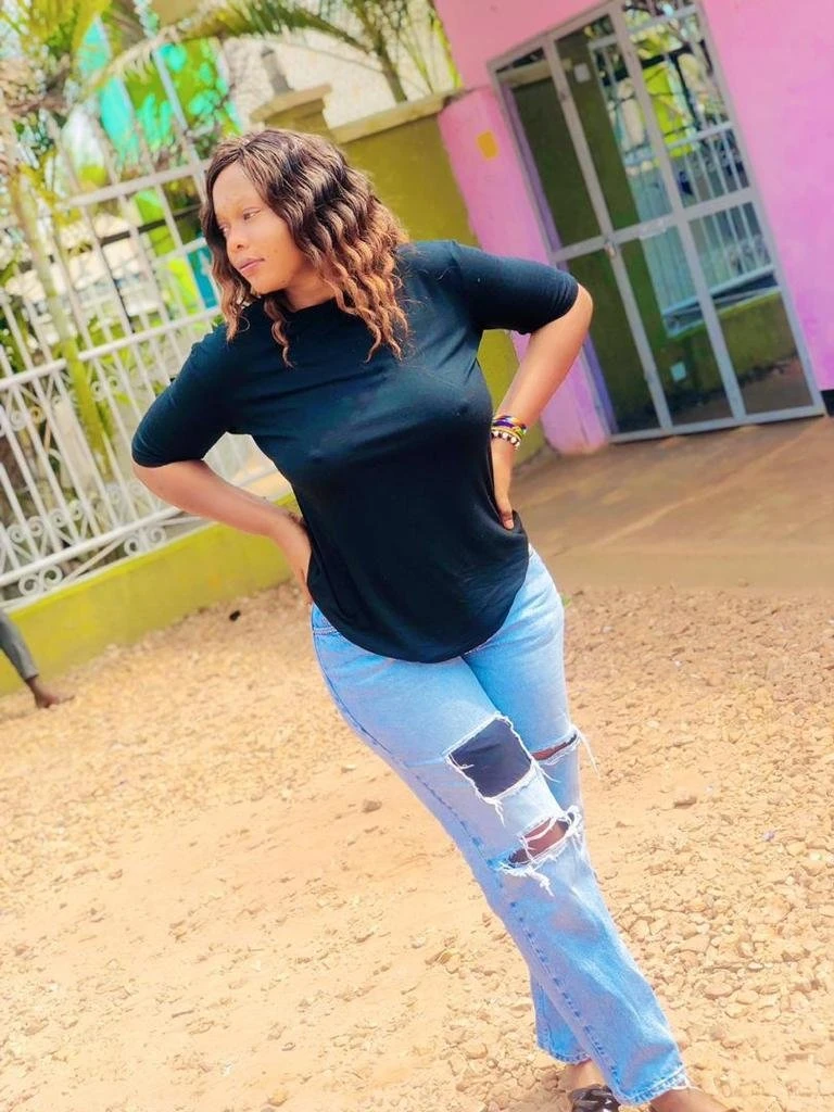 Cattie – Central African escort in Chandigarh — 2 / 3