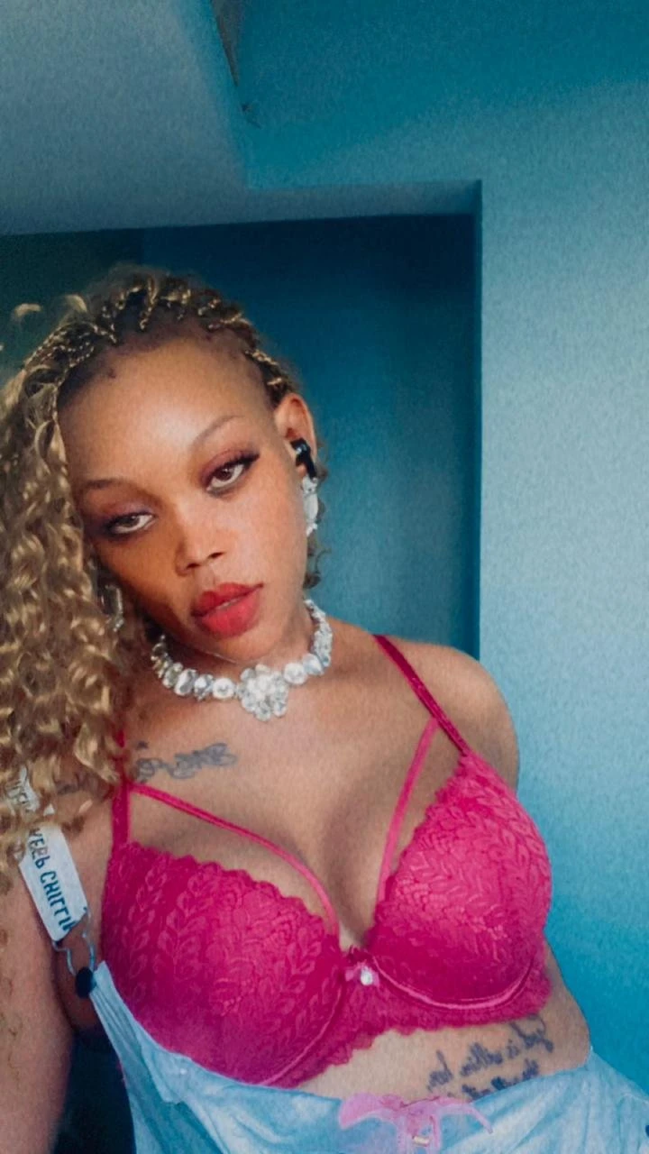 Sexy videos calls available. – Burundian escort in Bangalore — 7 / 11