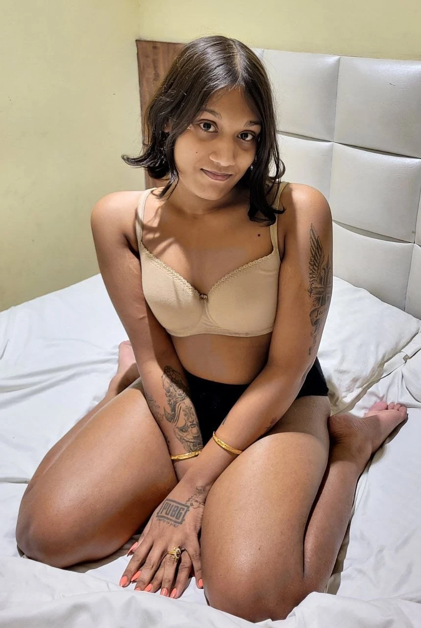 Agnika Vc Service – Indian escort in Bangalore — 7 / 10