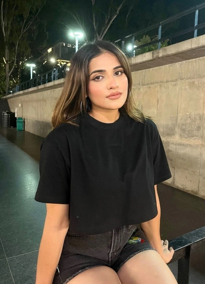꧁༒Poonam🦋༒꧂, Escort service – Indian escort in Candolim, Goa — 2 / 4