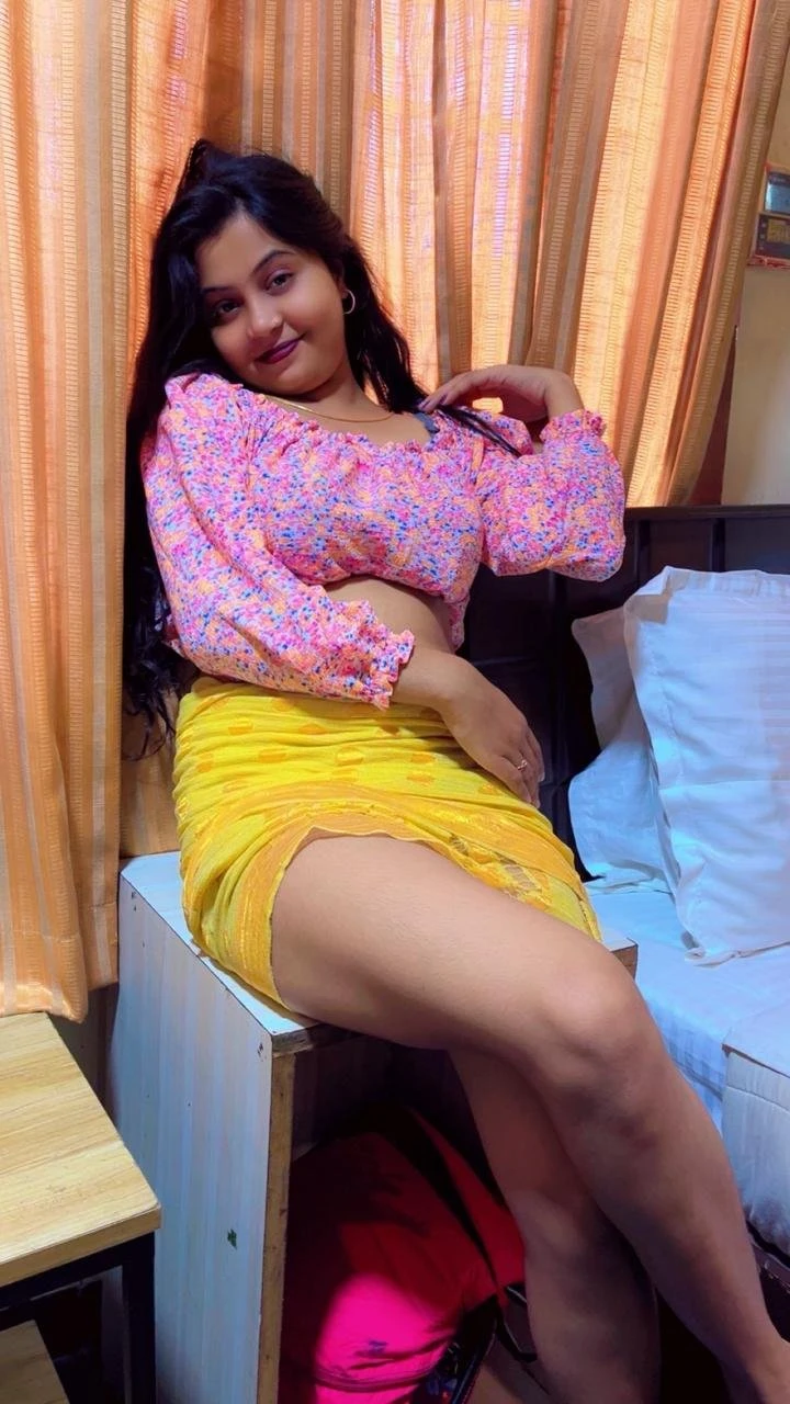 TAMIL COLLEGE GIRLS AND ARTIST HERE – Indian escort in Chennai, Escort, Chennai