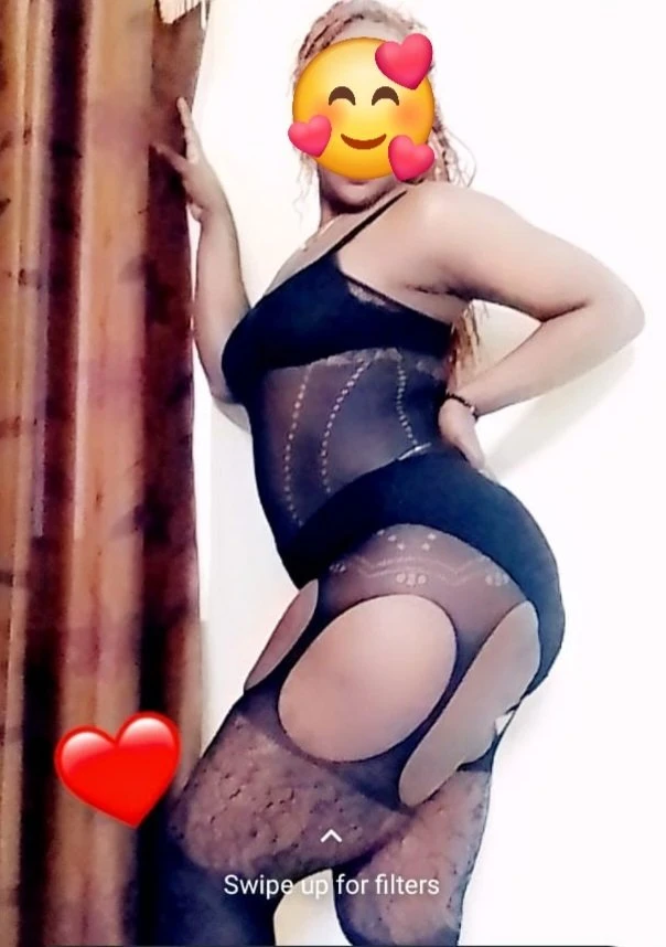Blowjob and Romance Queen Marthahalli! – Nigerian escort in Bangalore — 4 / 5