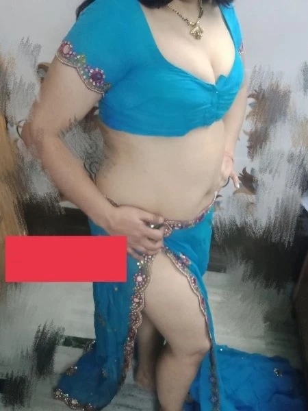 Busty Telugu Wife Cam Show – Indian escort in Coimbatore — 3 / 9