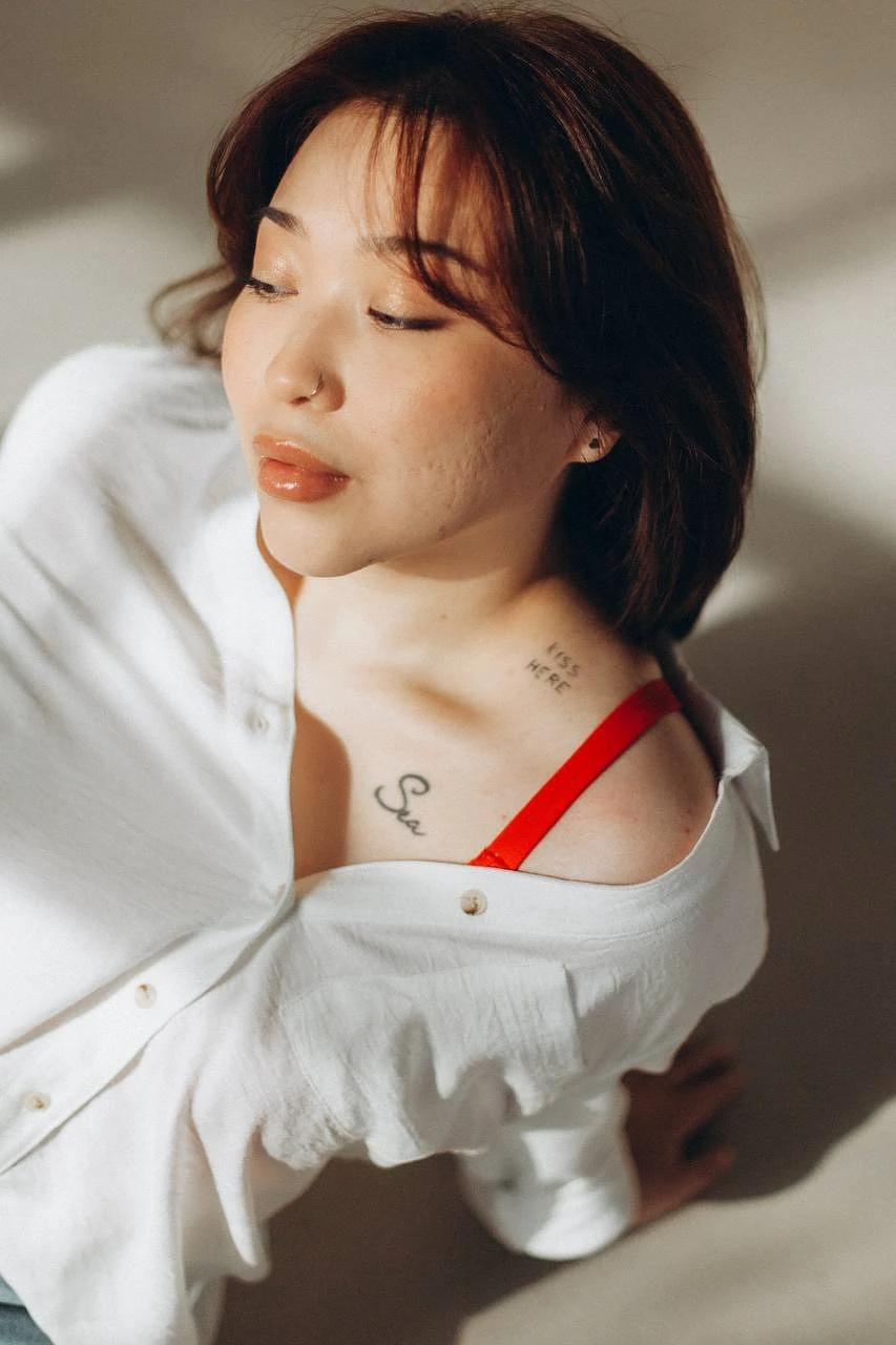 Lia – Kazakhstani escort in Hong Kong — 4 / 7