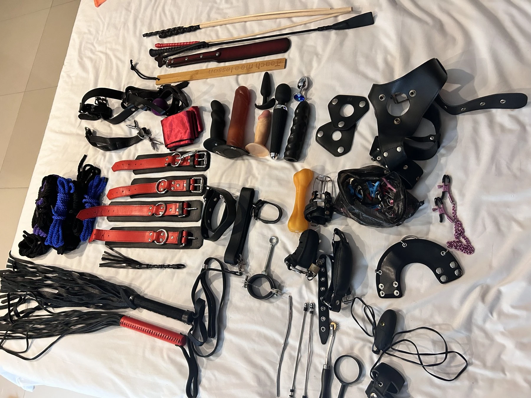Dominatrix Astoria – American dominatrix in Budapest — 13 / 17
