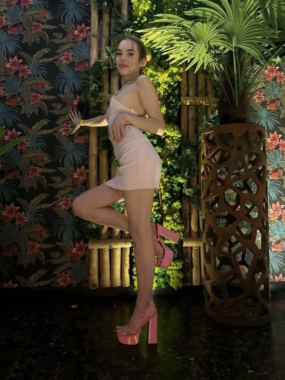 Zhenya Glaze Goddess – Belarusian escort in Hong Kong — 10 / 11