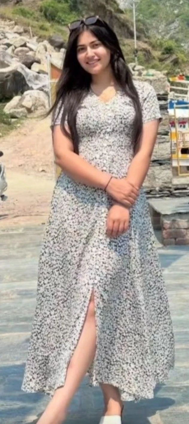 Swwety Gupta – Indian escort in Ahmedabad — 4 / 16