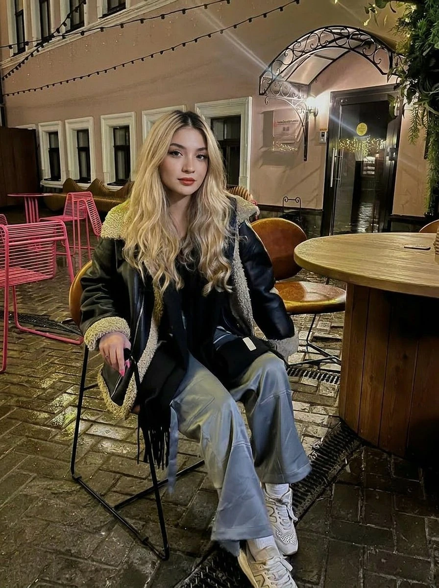 Amanda Velvet Vixen – Russian escort in Hong Kong — 2 / 8